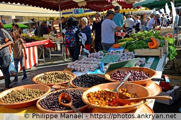Le marché provençal de L’Isle-sur-la-Sorgue