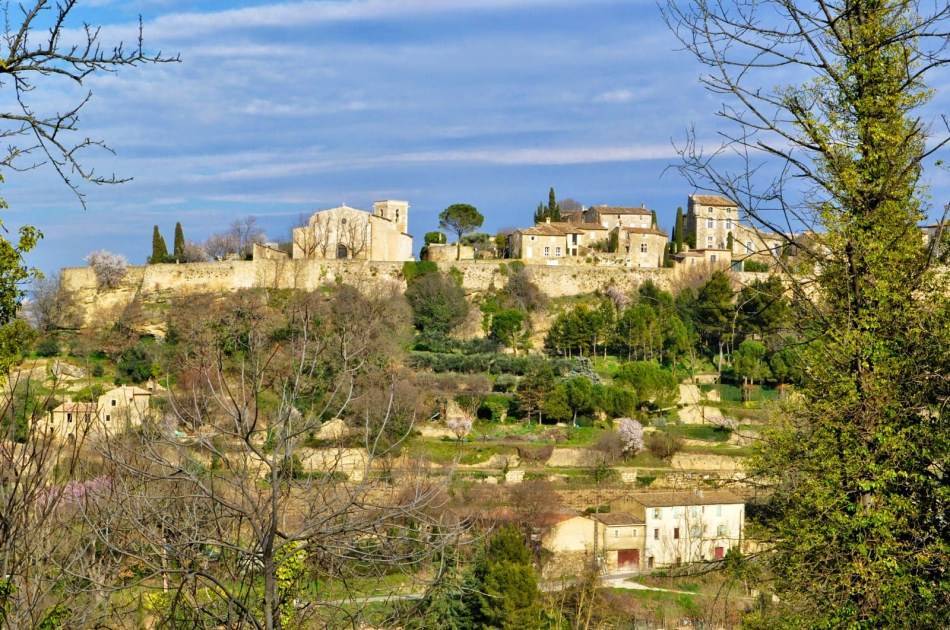 Ménerbes