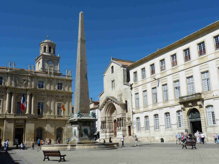 Arles